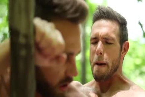 Muscle penis Flip Flop And cumshot