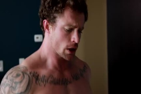 Muscle homosexual Flip Flop With cumshot