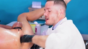 Club Inferno Dungeon: Hard pounding beside young twink