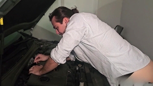 AmateurGayPOV: Max's Car Trouble Becomes Passionate